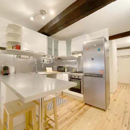 Le Rousseau - Cosy & Clean Apartament Dijon