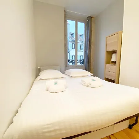 Le Rousseau - Cosy & Clean Apartament *