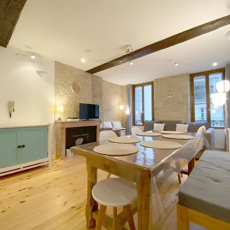Le Rousseau - Cosy & Clean Apartman